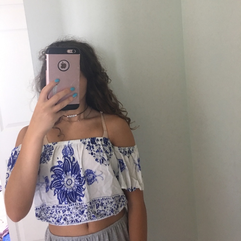Off the shoulder cinched top